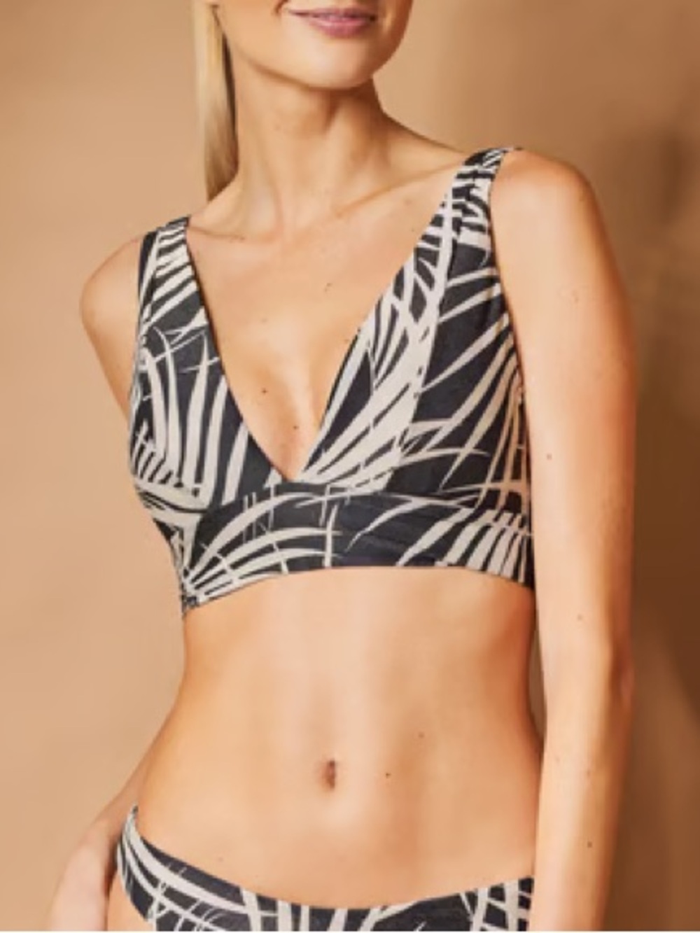 Maaji Areca Palm Paradise Dainty Print Reversible Bikini Top NWT